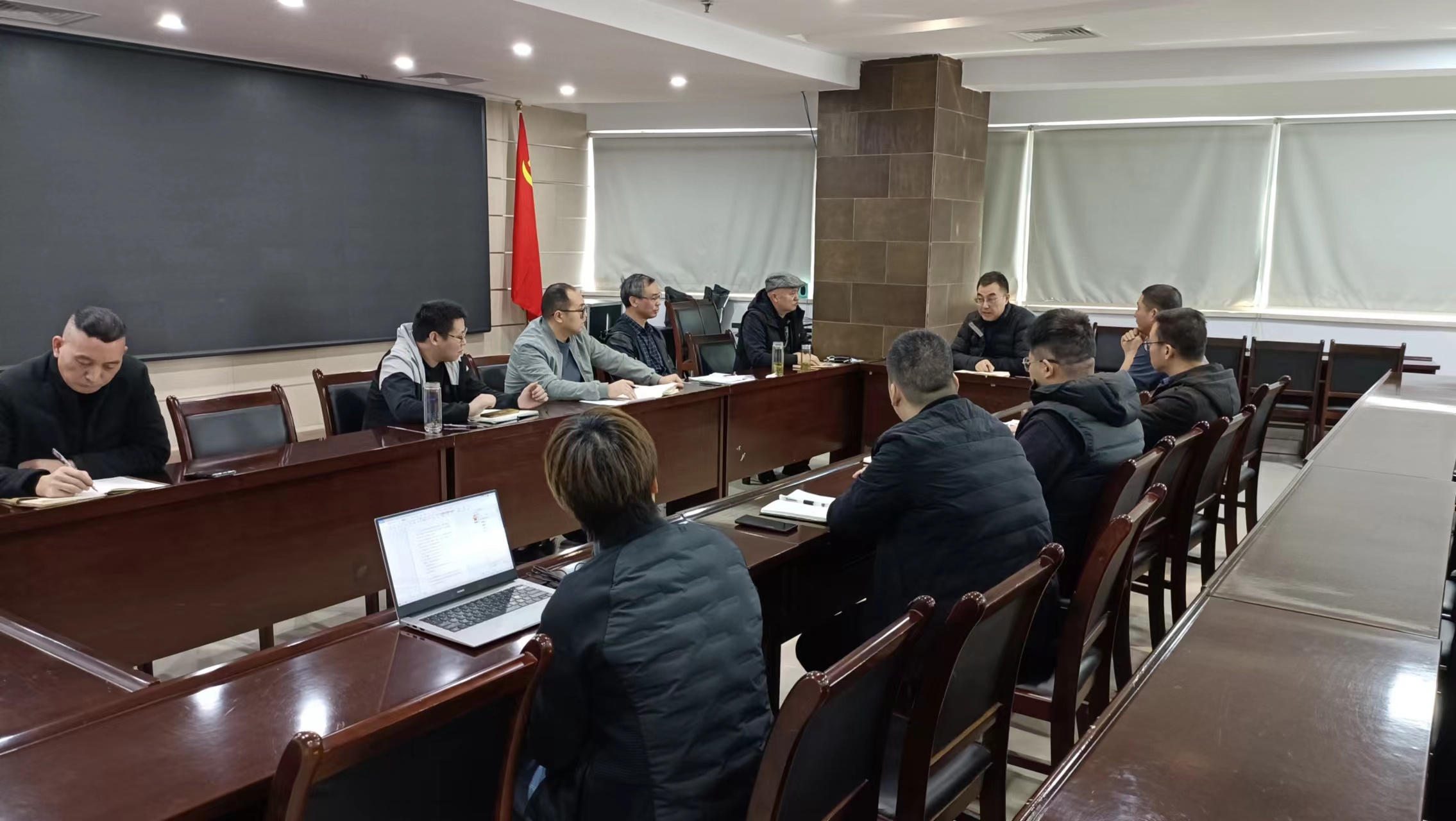 决战六十天——农达生化召开经理级以上会议(图1) 决战六十天——农达生化召开经理级以上会议(图1)