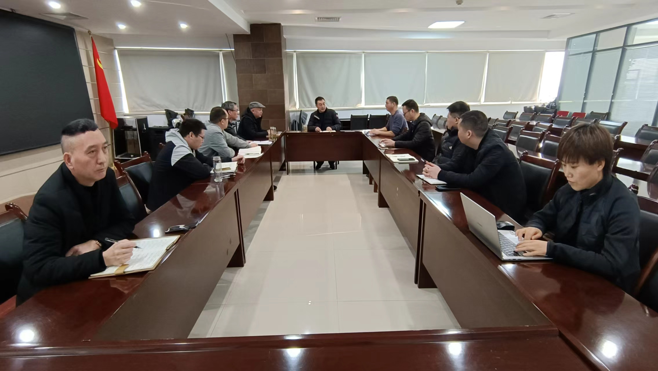 决战六十天——农达生化召开经理级以上会议(图2) 决战六十天——农达生化召开经理级以上会议(图2)